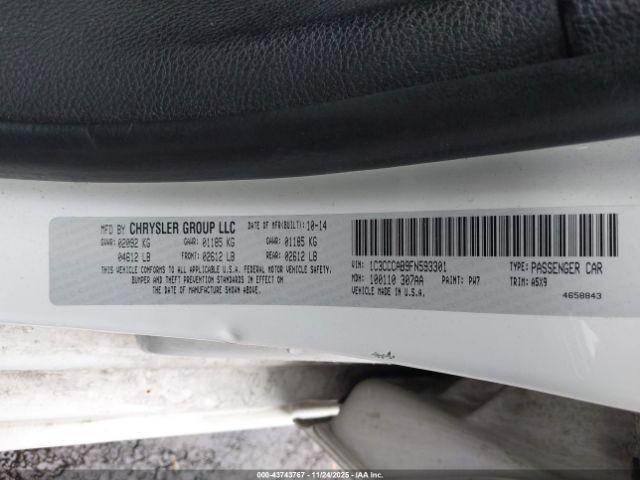 Chrysler 200 Limited Image 10