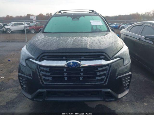 Subaru Ascent Limited 8-passenger Image 2