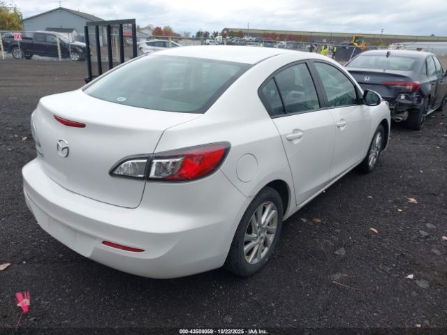 Mazda Mazda3 I Touring Image 2