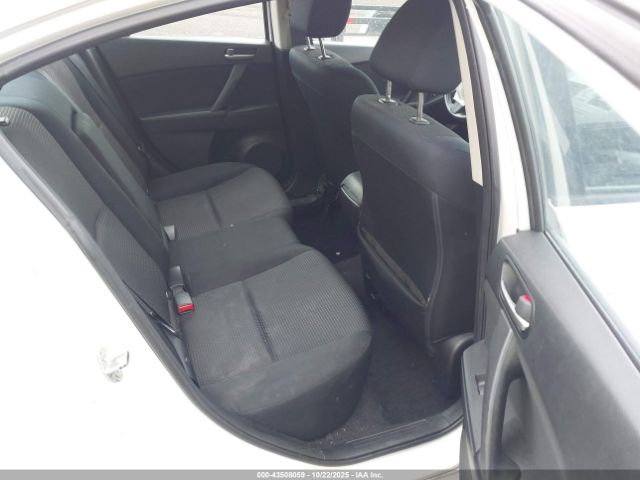 Mazda Mazda3 I Touring Image 9