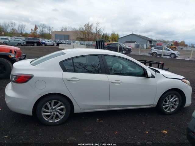 Mazda Mazda3 I Touring Image 6