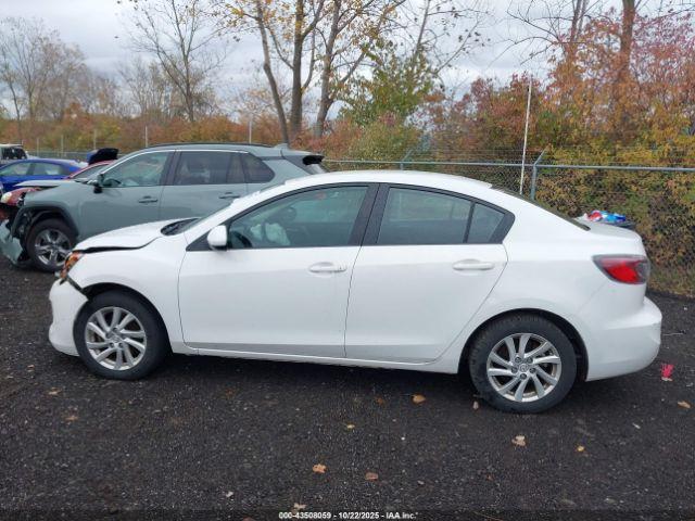 Mazda Mazda3 I Touring Image 12