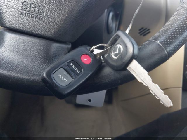 Mazda Mazda3 I Touring Value Image 13