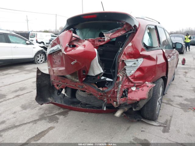 Nissan Pathfinder Image 16