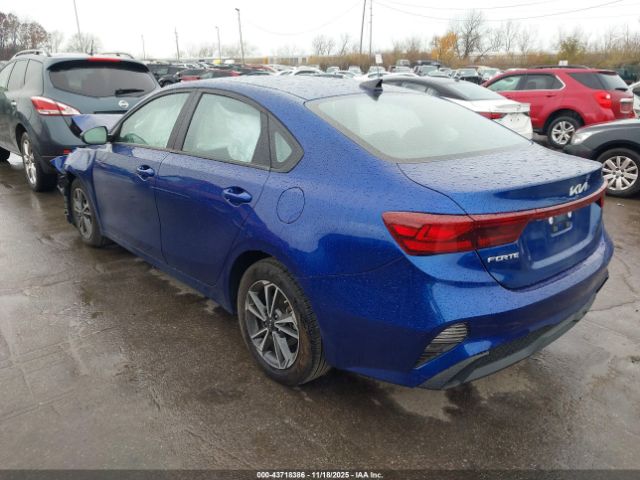 Kia Forte Lxs Image 3