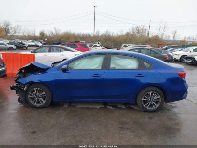 Kia Forte Lxs Image 13