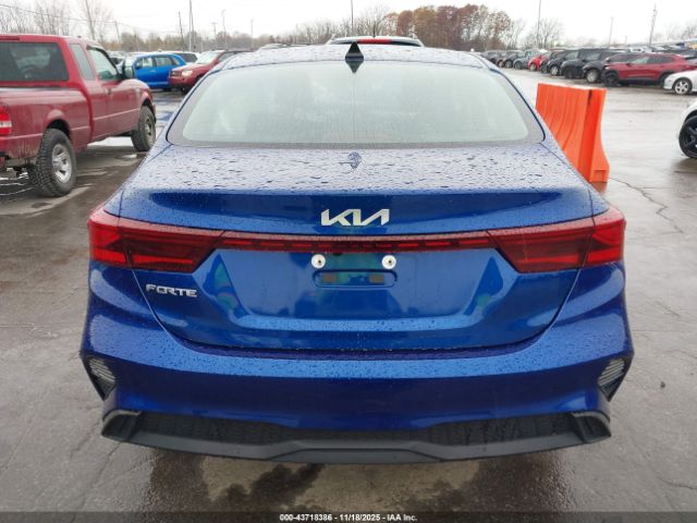 Kia Forte Lxs Image 17