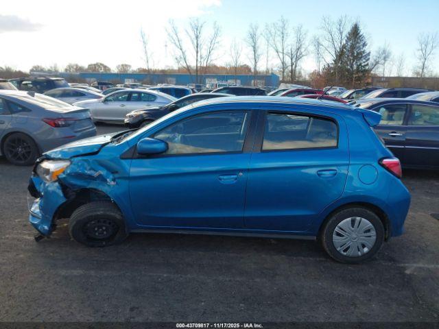 Mitsubishi Mirage Image 9