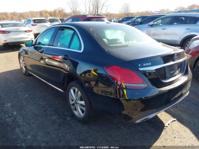 Mercedes-Benz C-Class 4matic Image 5