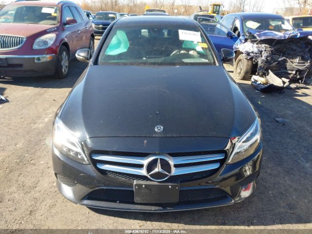 Mercedes-Benz C-Class 4matic Image 10