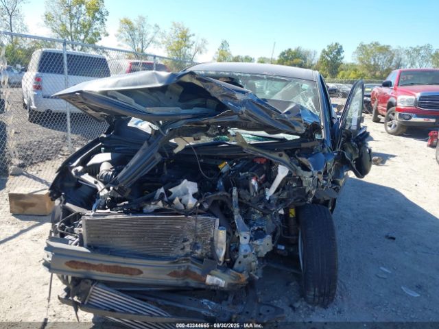 Chevrolet Sonic Lt Auto Image 6