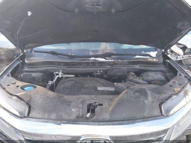 Honda Pilot Touring Image 14