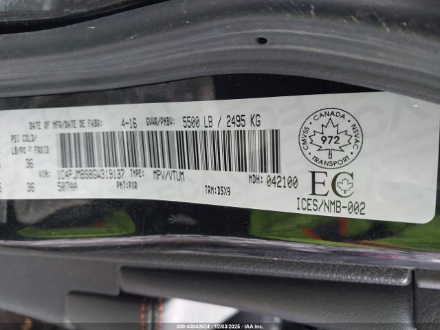 Jeep Cherokee Trailhawk Image 15