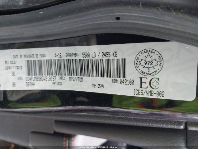 Jeep Cherokee Trailhawk Image 15