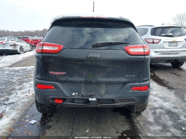 Jeep Cherokee Trailhawk Image 4