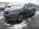 Chrysler Pacifica Touring L Image 2