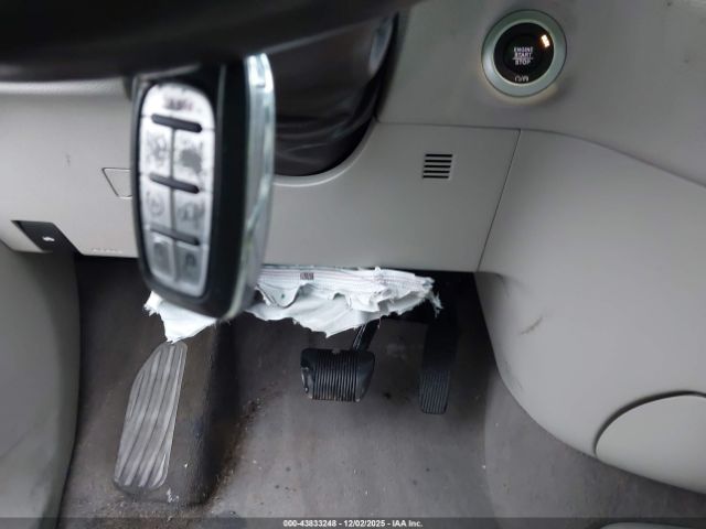 Chrysler Pacifica Touring L Image 7