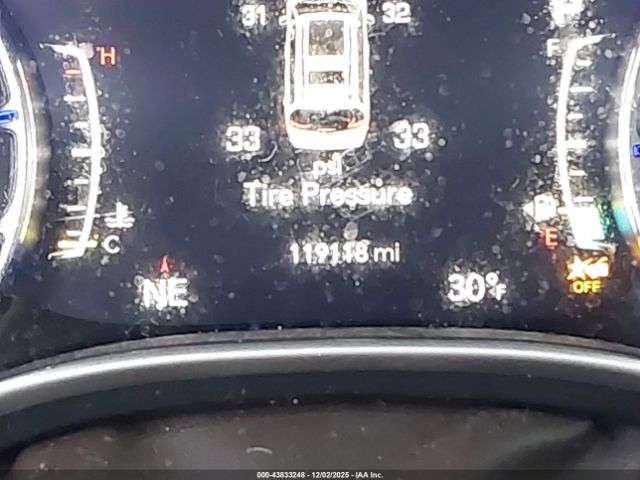 Chrysler Pacifica Touring L Image 16