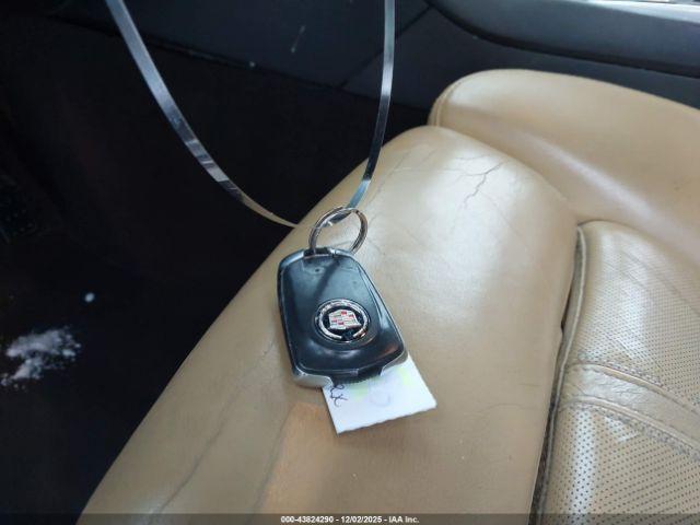 Cadillac SRX Luxury Collection Image 2