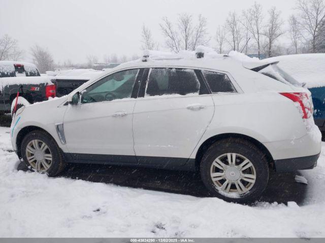 Cadillac SRX Luxury Collection Image 14