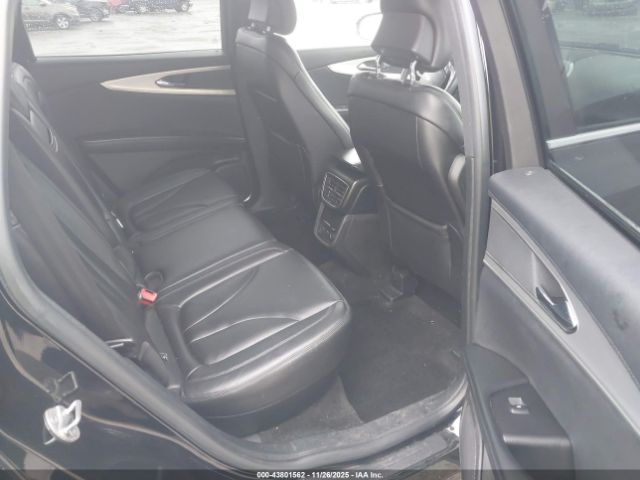 Lincoln MKX Premiere Image 2