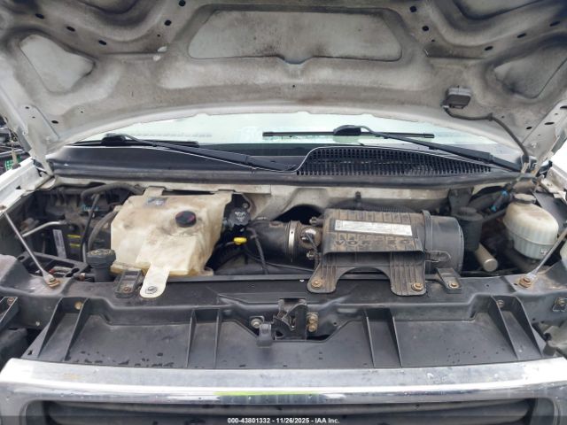 GMC Savana Ls Image 6