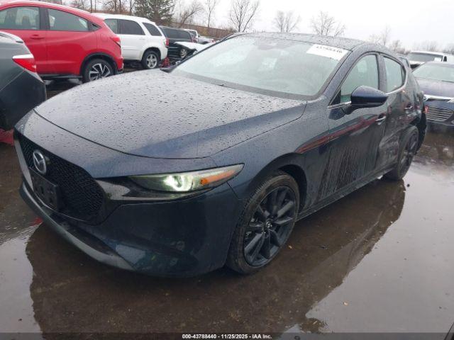 Mazda Mazda3 Premium Package Image 3