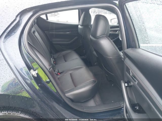 Mazda Mazda3 Premium Package Image 10