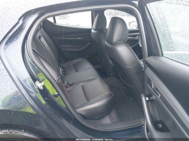 Mazda Mazda3 Premium Package Image 10