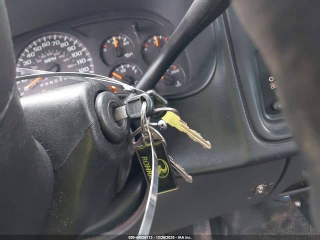 Chevrolet Silverado 1500 Work Truck Image 11