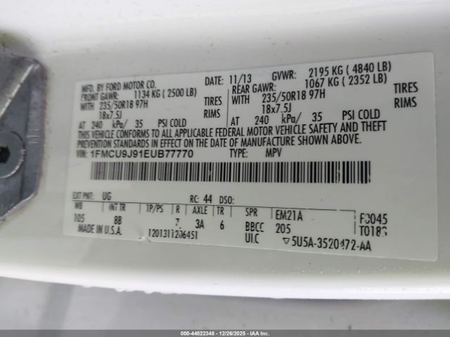 Ford Escape Titanium Image 9