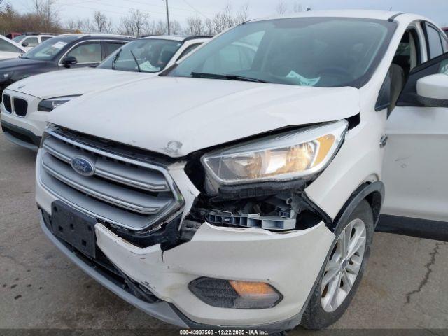 Ford Escape Se Image 9