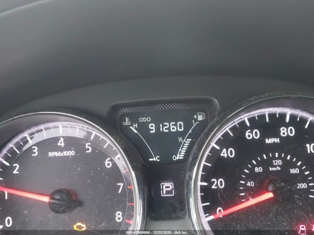 Nissan Versa 1.6 Sv Image 14