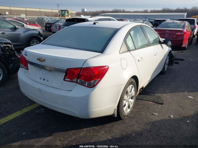 Chevrolet Cruze Ls Auto Image 3