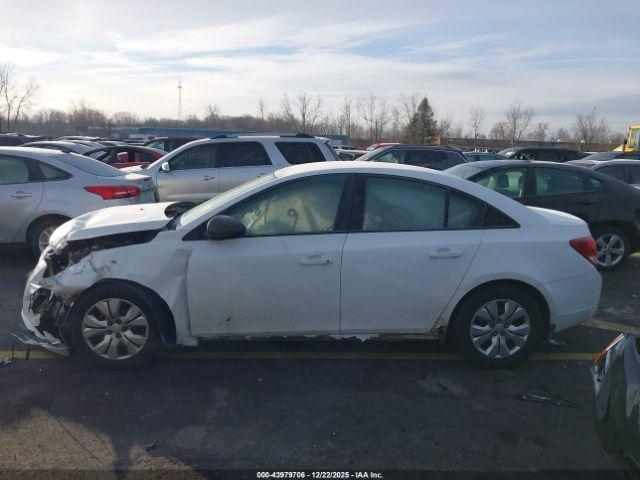 Chevrolet Cruze Ls Auto Image 16