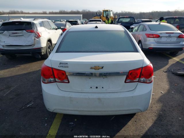 Chevrolet Cruze Ls Auto Image 10