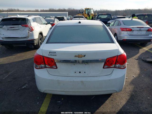 Chevrolet Cruze Ls Auto Image 10