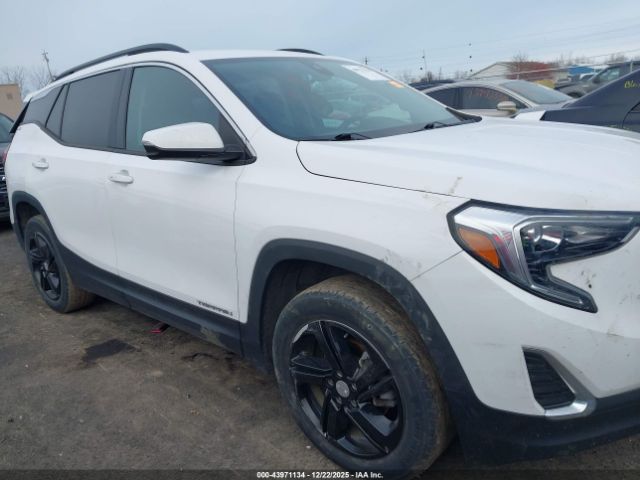 GMC Terrain Awd Sle Image 3