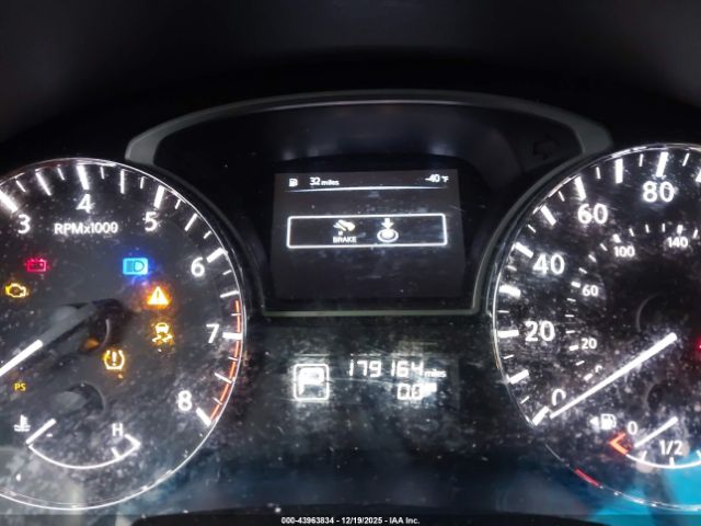 Nissan Altima 2.5 S Image 8