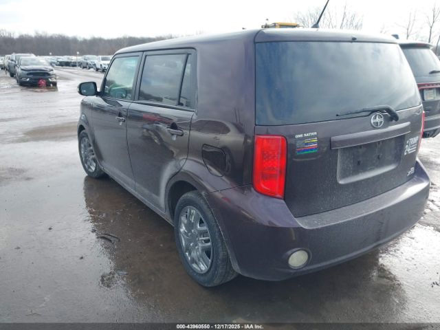 Scion xB Image 5