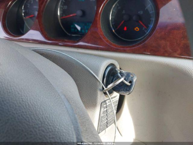 Buick Lucerne Cx Image 5