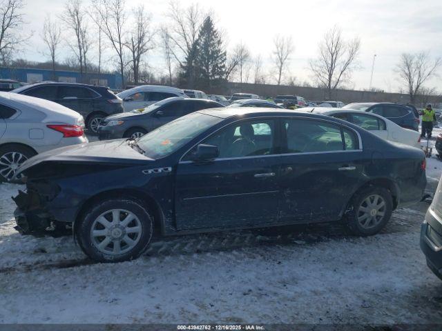 Buick Lucerne Cx Image 11