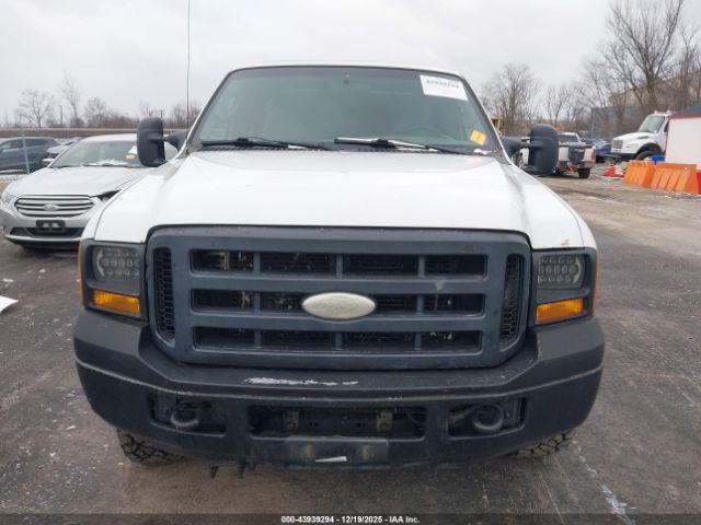 Ford F-350 Image 11