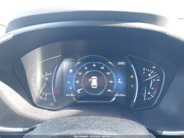 Hyundai SANTA FE Limited 2.0t Image 7