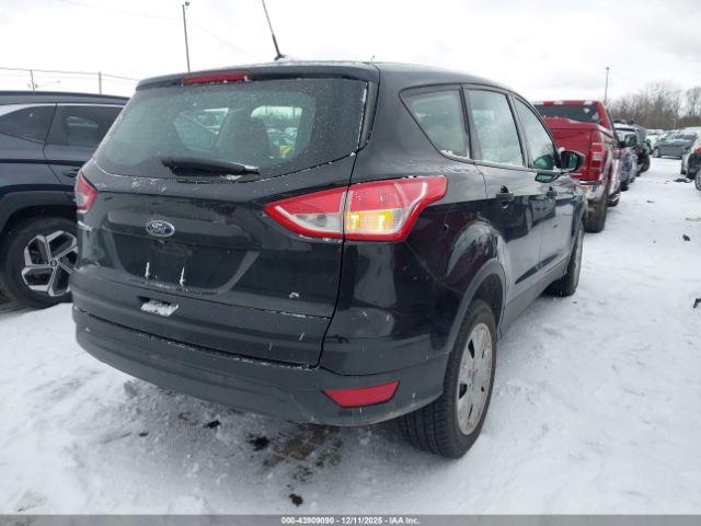 Ford Escape S Image 9