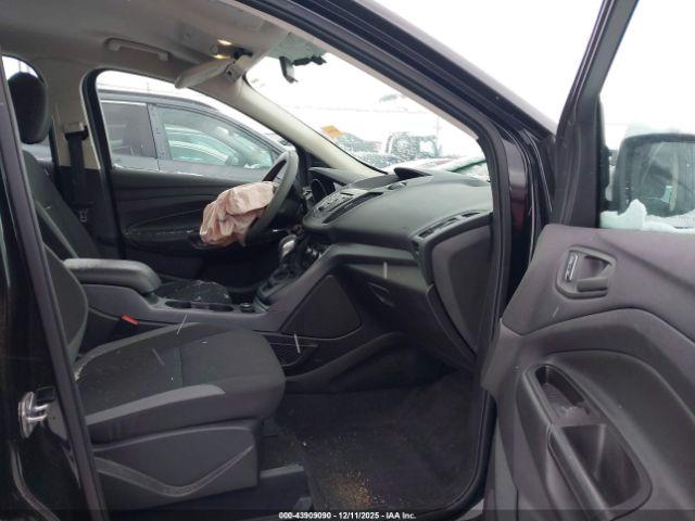 Ford Escape S Image 8