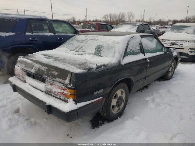 Buick LeSabre Custom Image 3