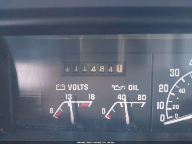 Buick LeSabre Custom Image 9