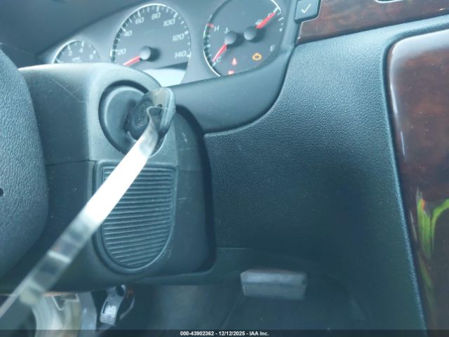 Chevrolet Impala Ltz Image 14