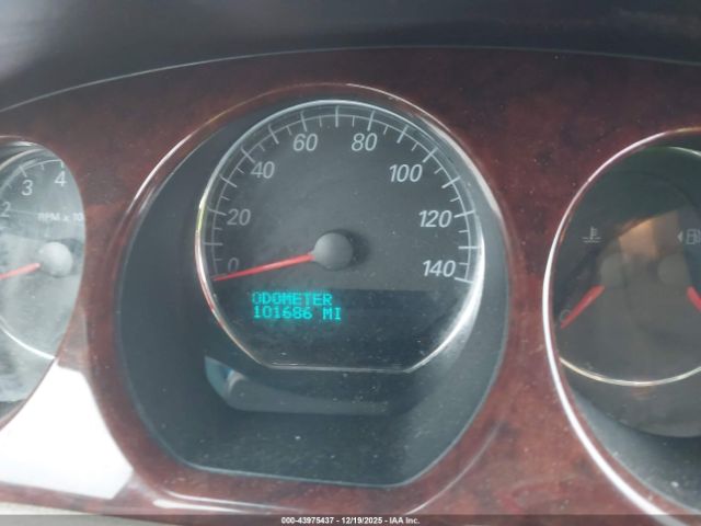 Buick Lucerne Cx Image 14